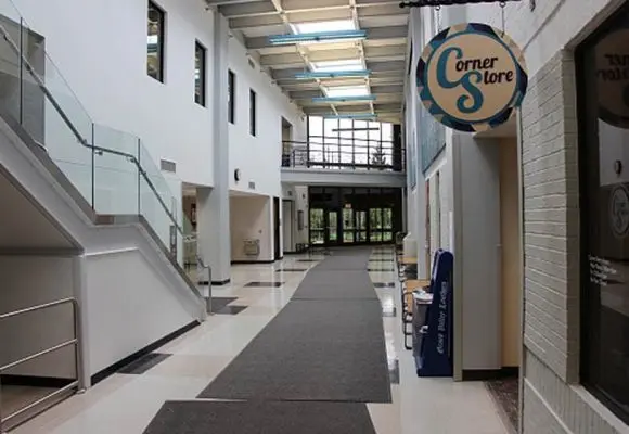 ELS グランドラピッズ校（グランドバレー州立大学内） - 画像 (9)