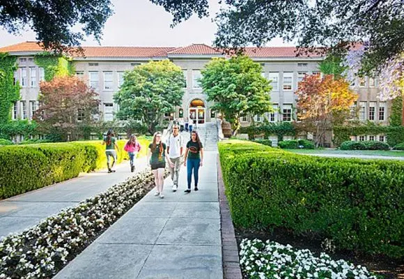 ELS ラバーン・カリフォルニア校（ラバーン大学内） - 画像 (3)