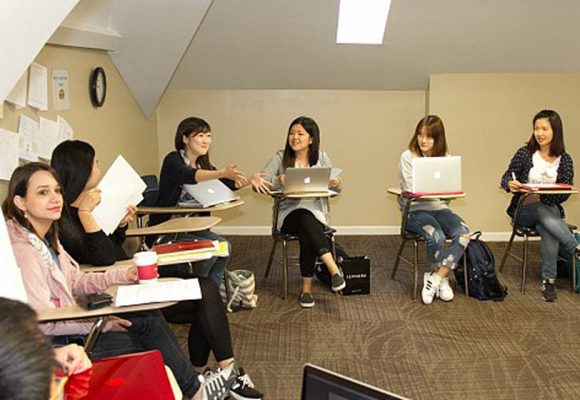 ELS カレッジ・オブ・マウント・セント・ビンセント・ リバーデール校 - 画像 (3)