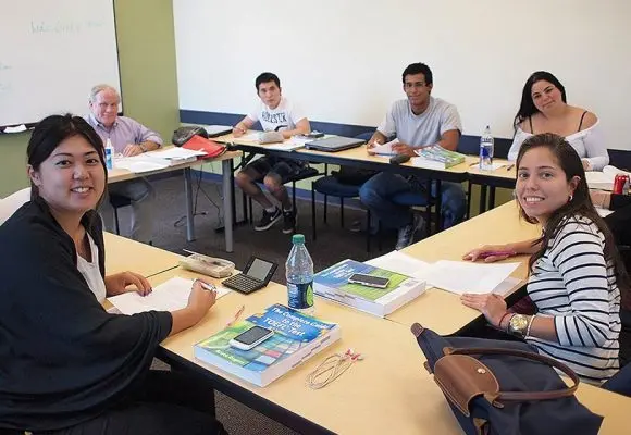 TALK School of Languages フォートローダデール校 - 画像 (2)